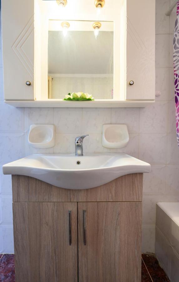 Flower Apartment Preveza Luaran gambar